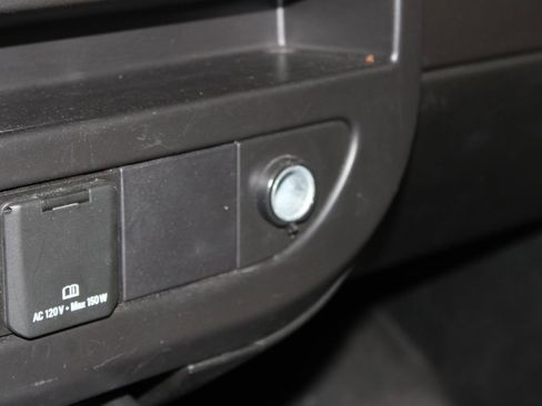 Used 2023 Chevrolet Express 3500 LS image 40