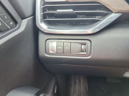 New 2026 GMC Acadia Denali w/ Super Cruise Package image 17