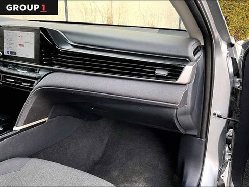 Certified 2025 Toyota Camry LE image 19