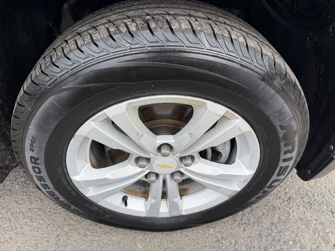 Used 2010 Chevrolet Equinox LTZ FWD image 4