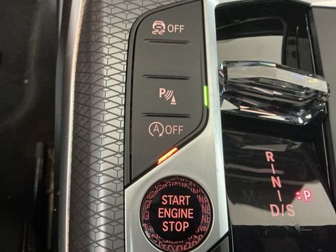 New 2026 BMW 330i Sedan w/ M Sport Package image 14