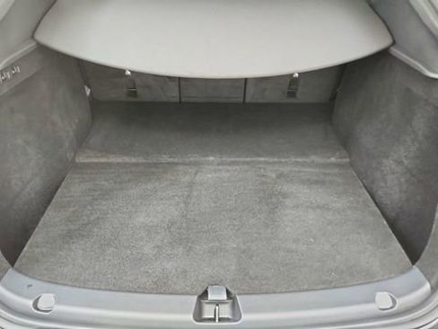 Used 2025 Tesla Model Y Performance image 15
