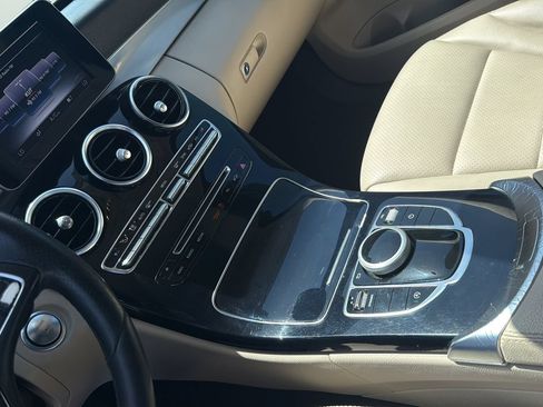 Used 2017 Mercedes-Benz C 300 Sedan image 17