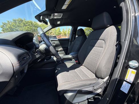 Used 2024 Honda HR-V Sport image 12