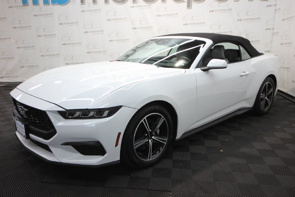 Used 2024 Ford Mustang Premium RWD image 2