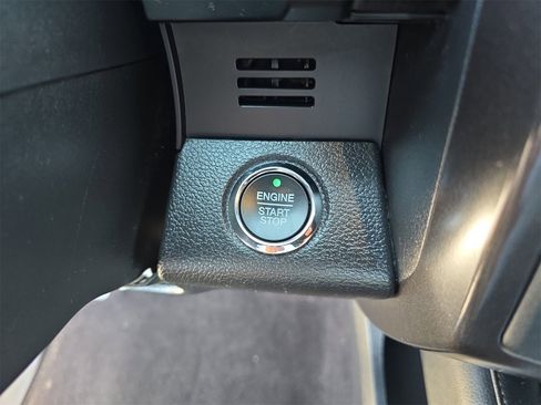 Used 2021 Ford Expedition Limited image 25