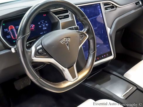 Used 2018 Tesla Model S 100D image 15