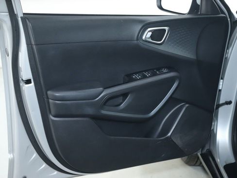 Used 2020 Kia Soul S image 15