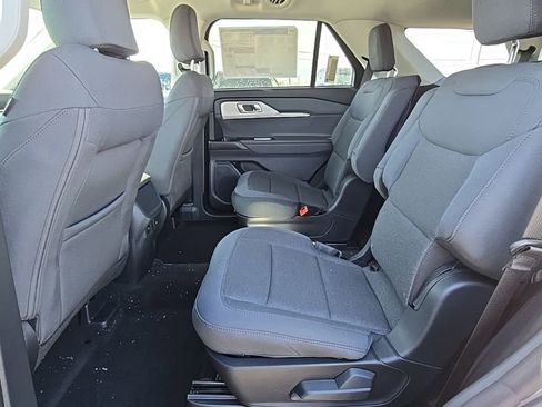 New 2026 Ford Explorer Active image 37