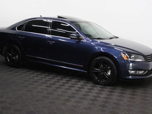 Used 2014 Volkswagen Passat TDI SEL Premium FWD image 3