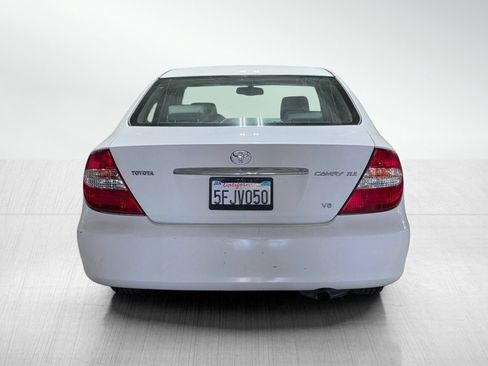Used 2004 Toyota Camry XLE FWD image 6