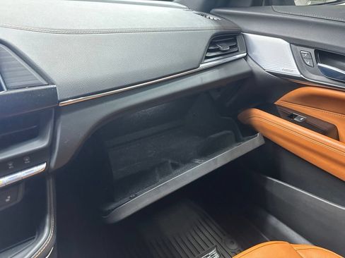 Used 2023 Cadillac CT4 Premium Luxury RWD image 29
