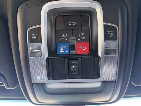 Used 2022 RAM 2500 Limited w/ Snow Chief Group image 33