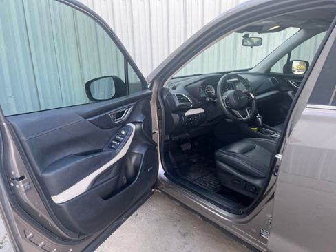 Used 2024 Subaru Forester Limited AWD/4WD image 10