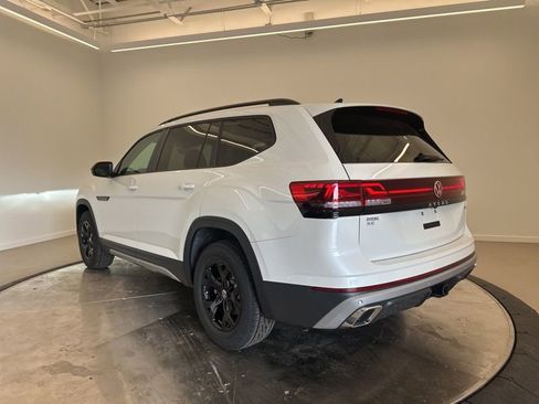 New 2026 Volkswagen Atlas Peak Edition AWD/4WD image 6