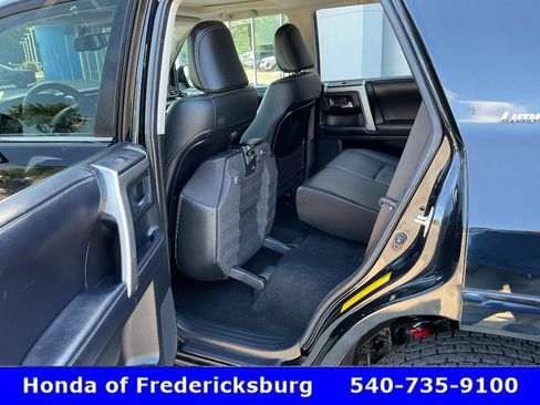 Used 2018 Toyota 4Runner Limited AWD/4WD image 27