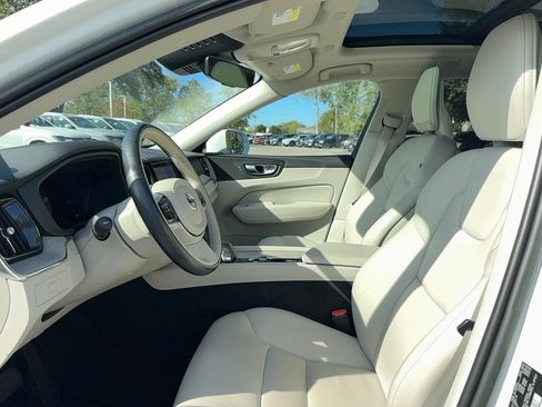 Used 2023 Volvo XC60 B5 Plus w/ Protection Package Premier image 7