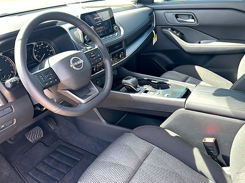 New 2026 Nissan Rogue SV image 9