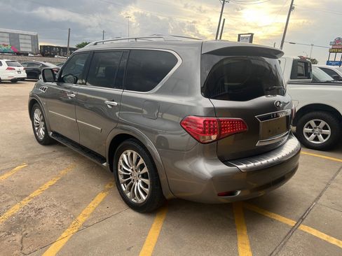 Used 2015 INFINITI QX80 2WD w/ Deluxe Technology Package image 4