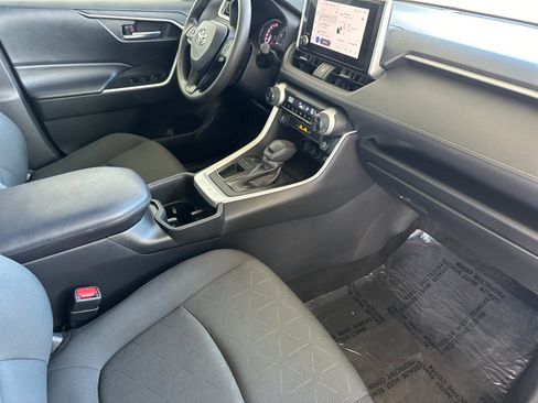Used 2023 Toyota RAV4 XLE image 15