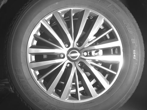 Used 2023 Nissan Armada SL image 12