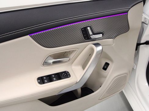 Certified 2025 Mercedes-Benz CLA 250 4MATIC image 22