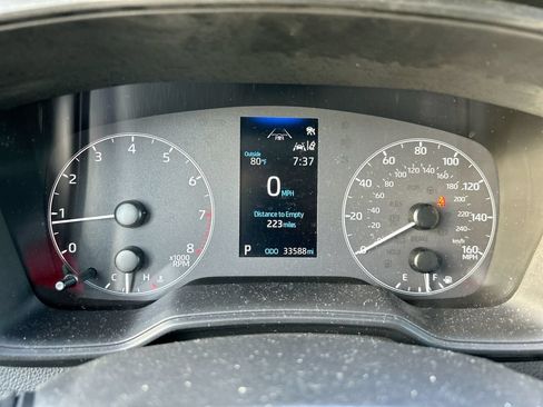 Used 2023 Toyota Corolla LE FWD image 19