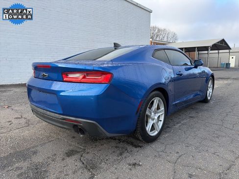 Used 2018 Chevrolet Camaro LT w/ Technology Package image 2