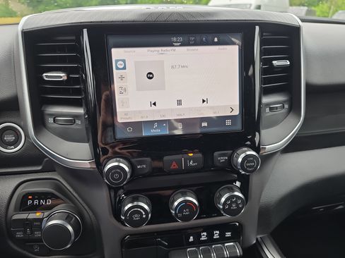 New 2026 RAM 1500 Express AWD/4WD image 17