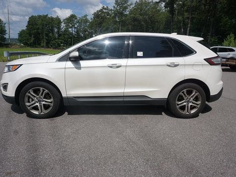 Used 2015 Ford Edge Titanium w/ Equipment Group 301A FWD image 18