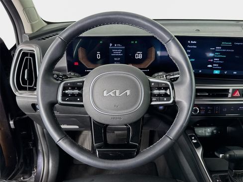 Certified 2025 Kia Sorento EX FWD image 12