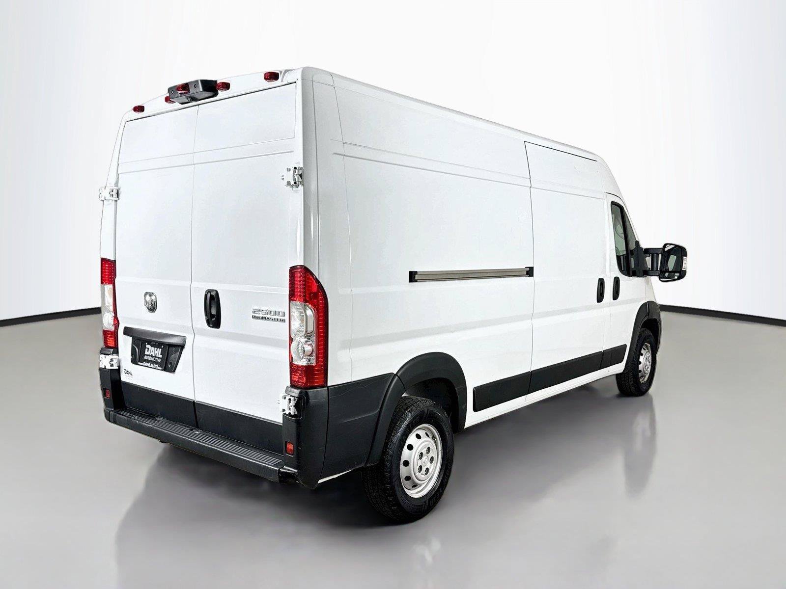 Used 2023 RAM ProMaster 2500 FWD image 13