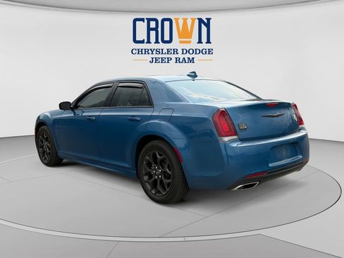 Used 2023 Chrysler 300 Touring L w/ Popular Equipment Group AWD/4WD image 5