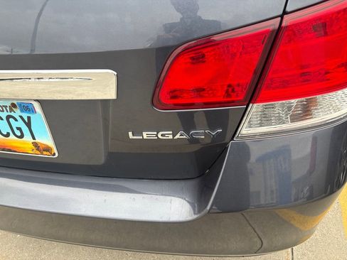 Used 2014 Subaru Legacy 2.5i Premium w/ Moonroof Package AWD/4WD image 5