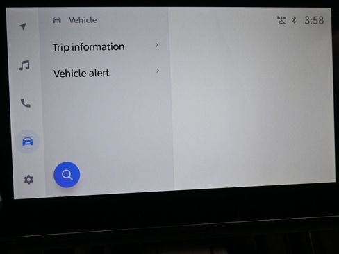 New 2025 Toyota RAV4 XLE image 30