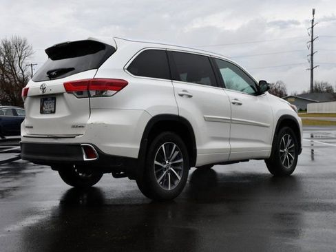 Used 2018 Toyota Highlander XLE image 7