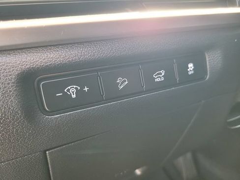 Used 2025 Kia Telluride S AWD/4WD image 17