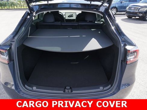 Used 2023 Tesla Model Y Long Range image 8