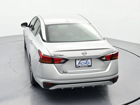 Certified 2025 Nissan Altima 2.5 SV FWD image 33
