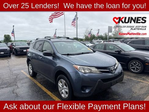 Used 2014 Toyota RAV4 LE AWD/4WD image 2