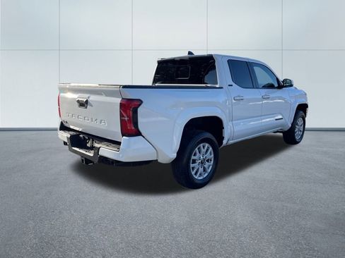 Used 2024 Toyota Tacoma SR5 image 5