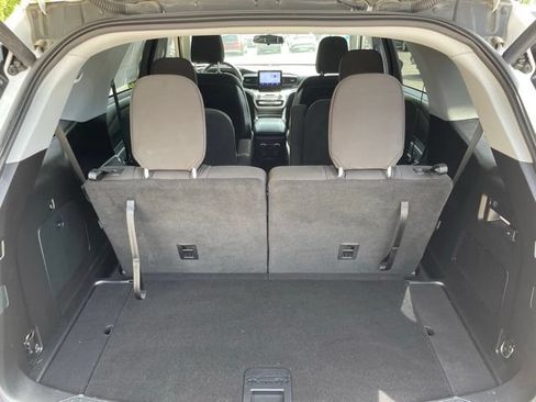 Certified 2020 Ford Explorer XLT w/ Comfort Package AWD/4WD image 39