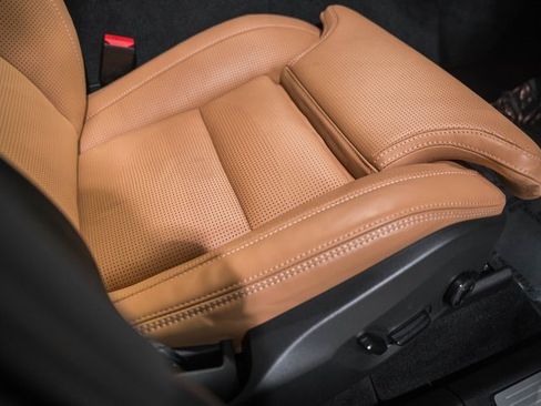 Used 2022 Volvo XC60 B5 Inscription w/ Climate Package image 33