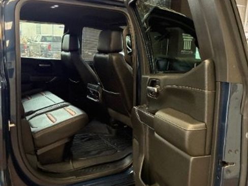 Used 2019 GMC Sierra 1500 AT4 w/ Off Road Performance Package image 33