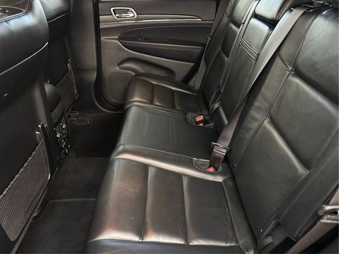 Used 2020 Jeep Grand Cherokee Limited w/ Premium Lighting Group AWD/4WD image 14