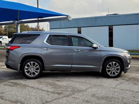 Used 2018 Chevrolet Traverse Premier w/ Driver Confidence II Package image 7