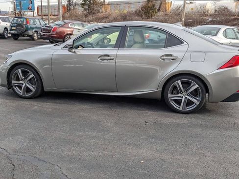 Used 2018 Lexus IS 300 AWD w/ Comfort Package image 17