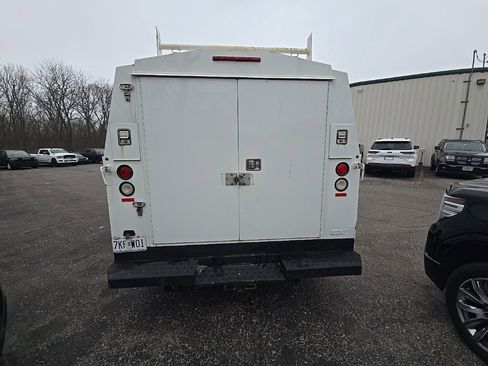 Used 2008 Chevrolet Express 3500 image 6