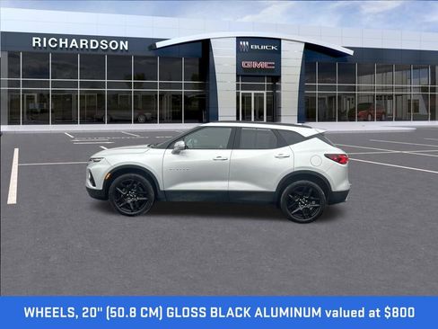 Used 2022 Chevrolet Blazer LT image 3
