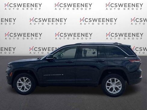 Used 2023 Jeep Grand Cherokee Limited image 6